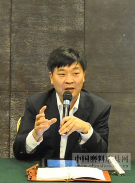 袁逢寬高工主持會議 袁逢寬高工主持會議