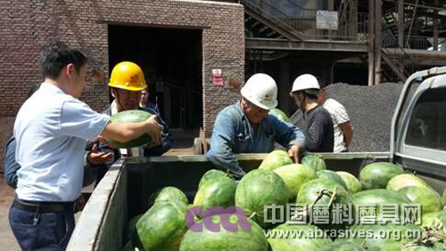明珠電冶：把清涼送到火熱一線，把關愛送到每位職工